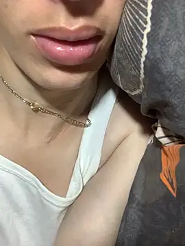 MiroKari2 Webcam Show
