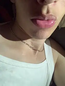 MiroKari2 Webcam show