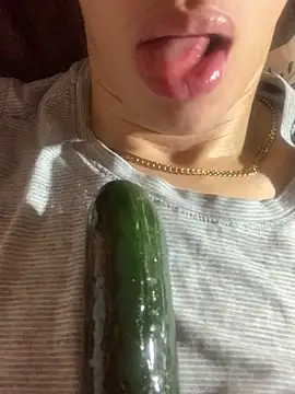 MiroKari2 webcam show