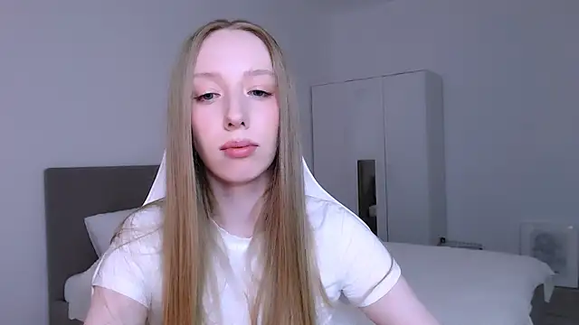 Luna_insniity Live chatroom