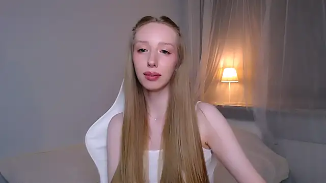 Luna_insniity – live chatrum