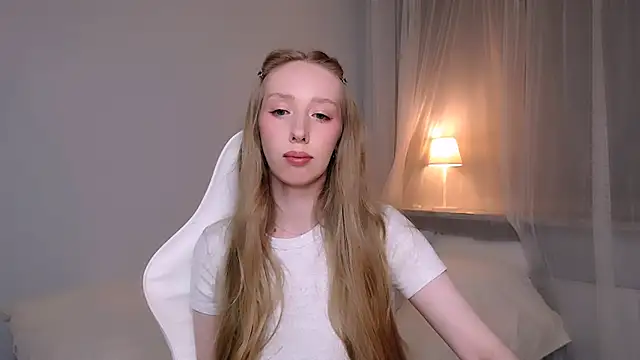 Luna_insniity – live chatrum