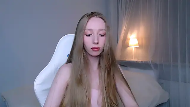 Luna_insniity's Live Chat Room