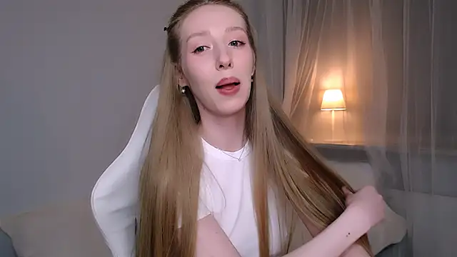 Luna_insniity – live chatrum