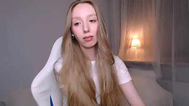 Luna_insniity – live chatrum