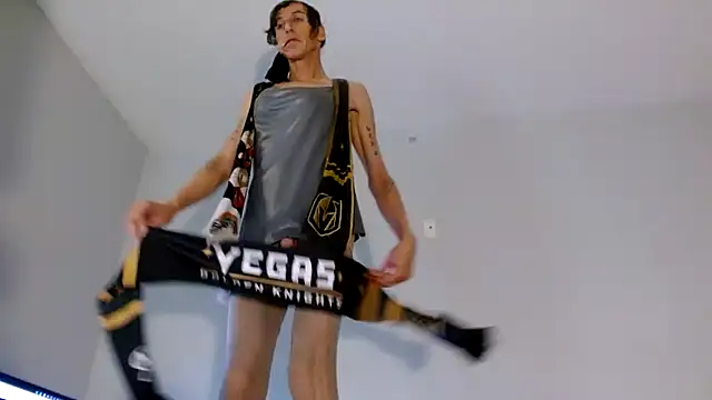 Pokazy przed kamerką – Taylorsexbot