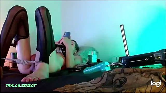Taylorsexbot 网络视讯表演