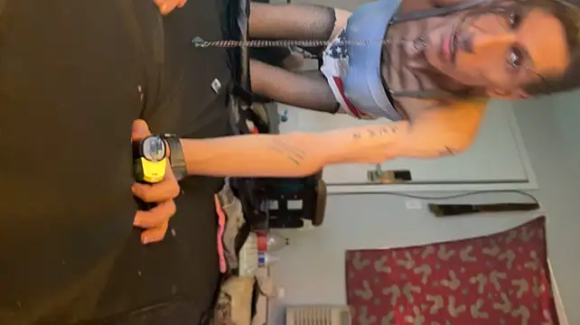 Taylorsexbot's Webcam Show