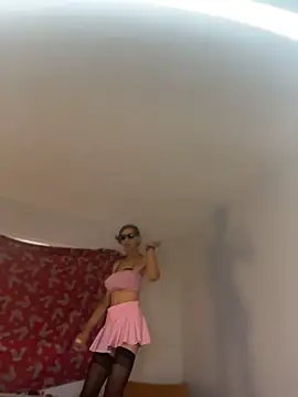 Taylorsexbot Adlı Modelin Web Kamerası Şovu