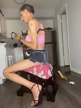Show modela Taylorsexbot na web-kameri