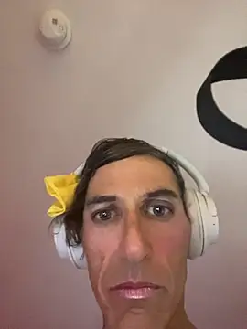 הופעת וובקאם של Taylorsexbot