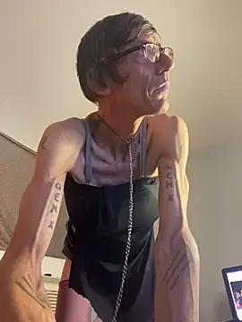 Show modela Taylorsexbot na web-kameri