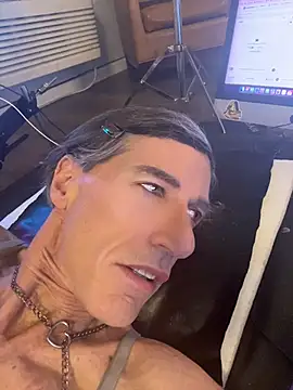 Taylorsexbotのウェブカメラショー