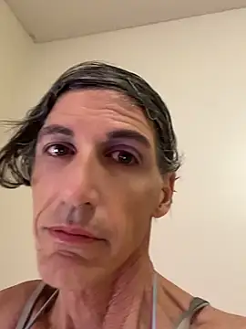 Taylorsexbot Webcam-Show