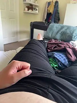 Louisapreg Webcam show