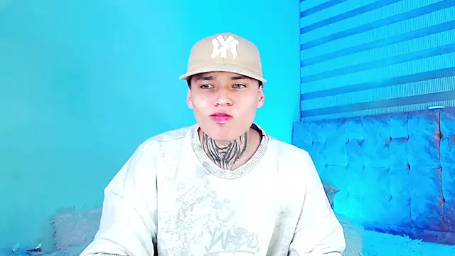 צ'אט XXX בשידור חי של _justinmoon2