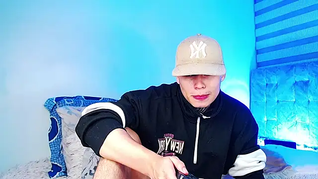 عرض كام _justinmoon2