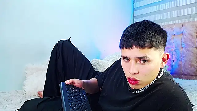 _justinmoon2 Adlı Modelin Web Kamerası Şovu