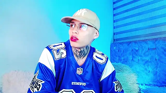 عرض كام _justinmoon2