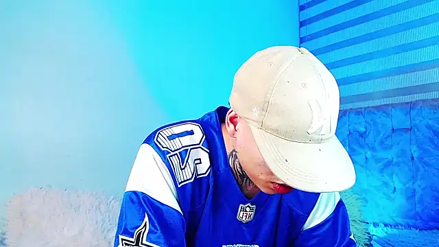 عرض كام _justinmoon2