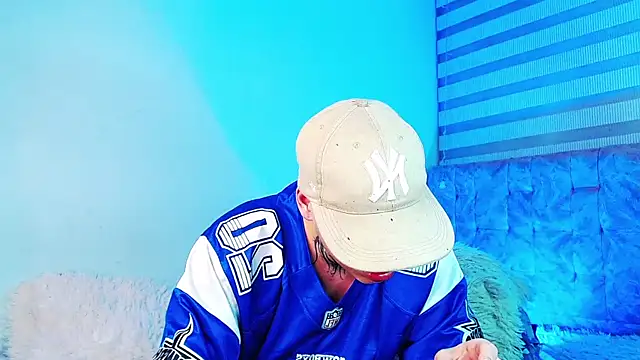 عرض كام _justinmoon2
