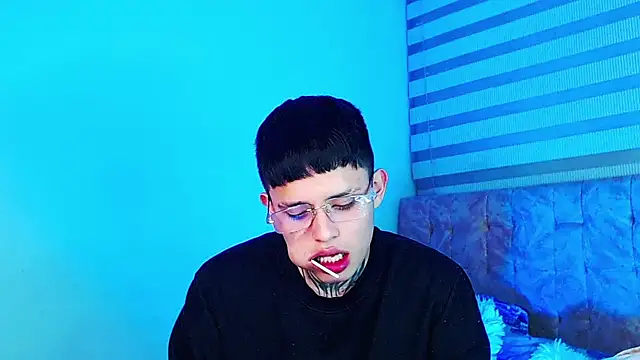 _justinmoon2 Шоу с уебкамера