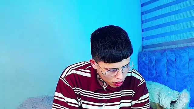 عرض كام _justinmoon2