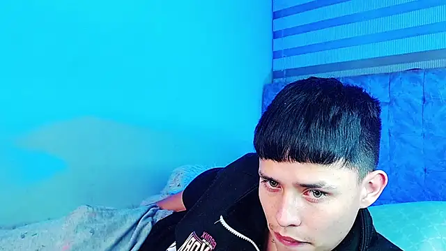 Show modela _justinmoon2 na web-kameri