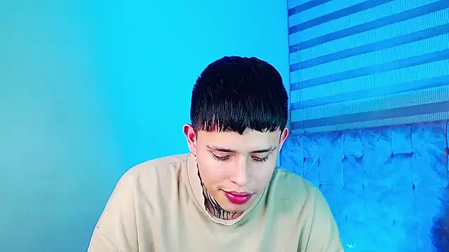عرض كام _justinmoon2