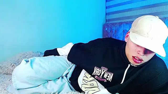 _justinmoon2 live XXX chat