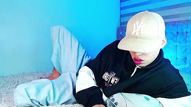 عرض كام _justinmoon2