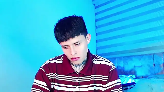 Show modela _justinmoon2 na web-kameri