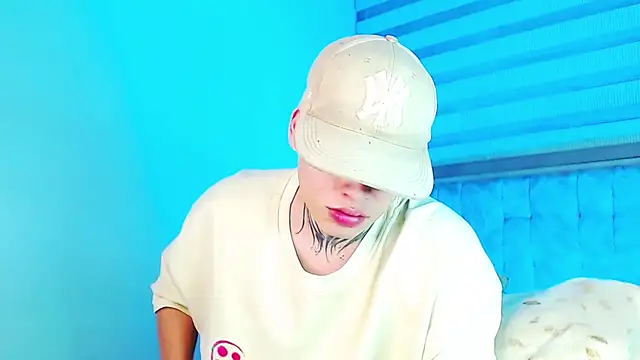 عرض كام _justinmoon2