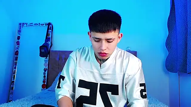 _justinmoon2's Webcam Show