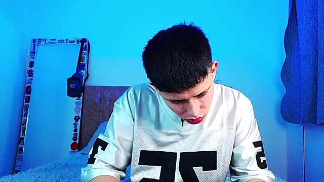 _justinmoon2 Webcamshow