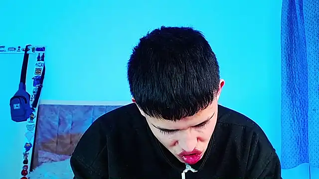 Pokazy przed kamerką – _justinmoon2