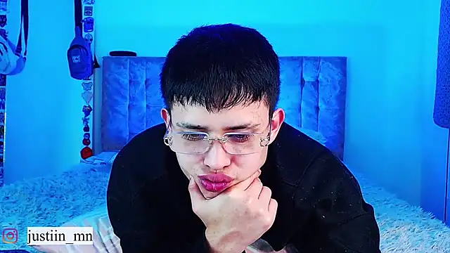 Show modela _justinmoon2 na web-kameri