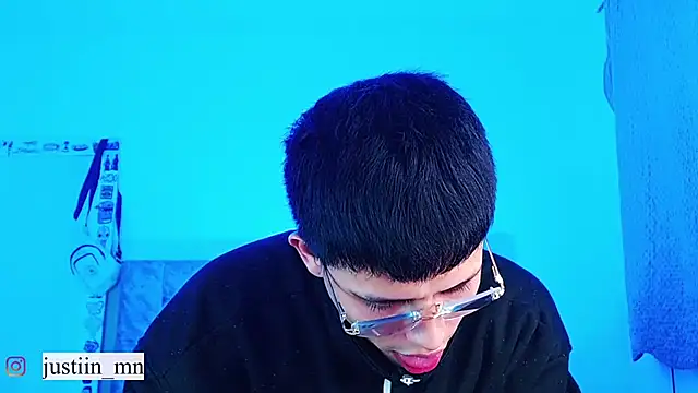 _justinmoon2: διαδικτυακό σόου στην κάμερα