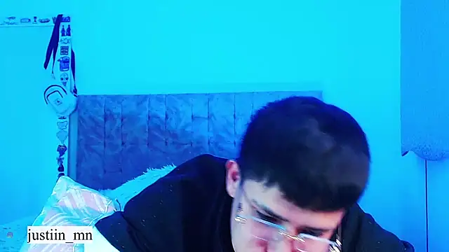 _justinmoon2: διαδικτυακό σόου στην κάμερα