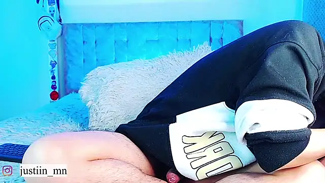 عرض كام _justinmoon2