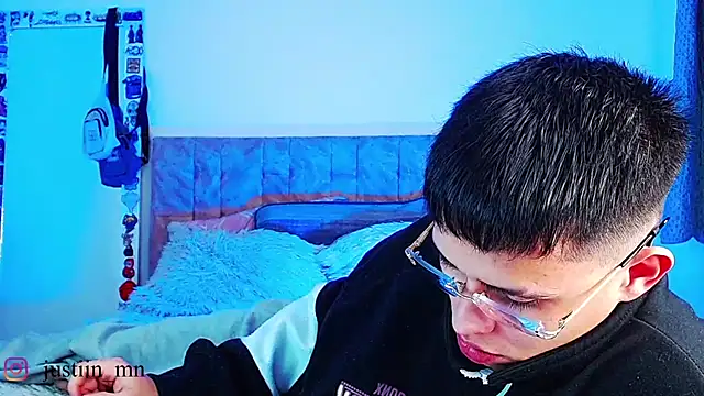 _justinmoon2 Adlı Modelin Web Kamerası Şovu