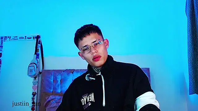 عرض كام _justinmoon2