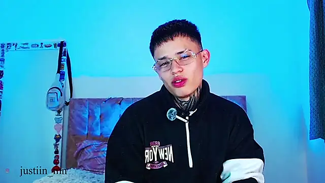 عرض كام _justinmoon2