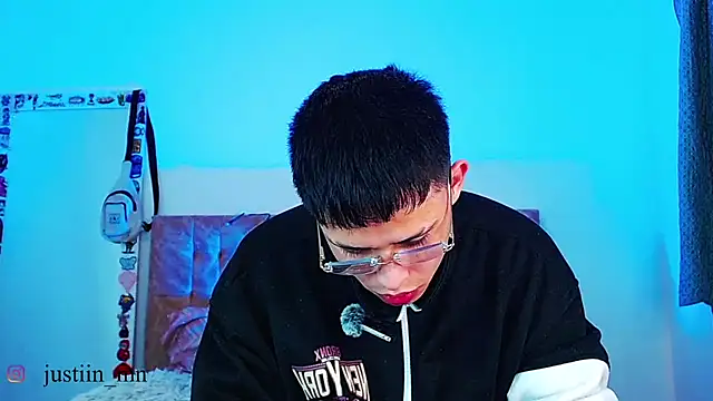 _justinmoon2のウェブカメラショー