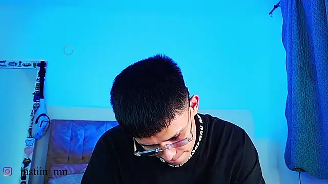_justinmoon2のウェブカメラショー
