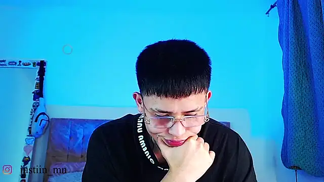 הופעת וובקאם של _justinmoon2