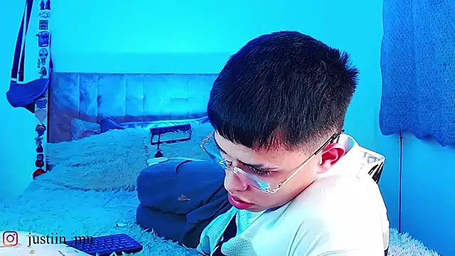 _justinmoon2 Webcam Show