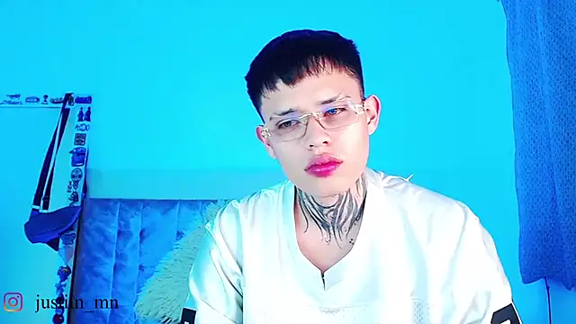 عرض كام _justinmoon2