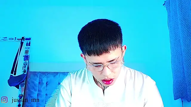 Pertunjukan Kamera Web _justinmoon2
