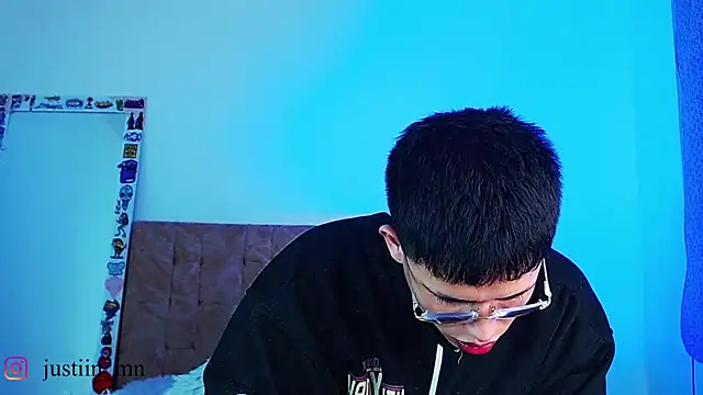 _justinmoon2 Adlı Modelin Web Kamerası Şovu